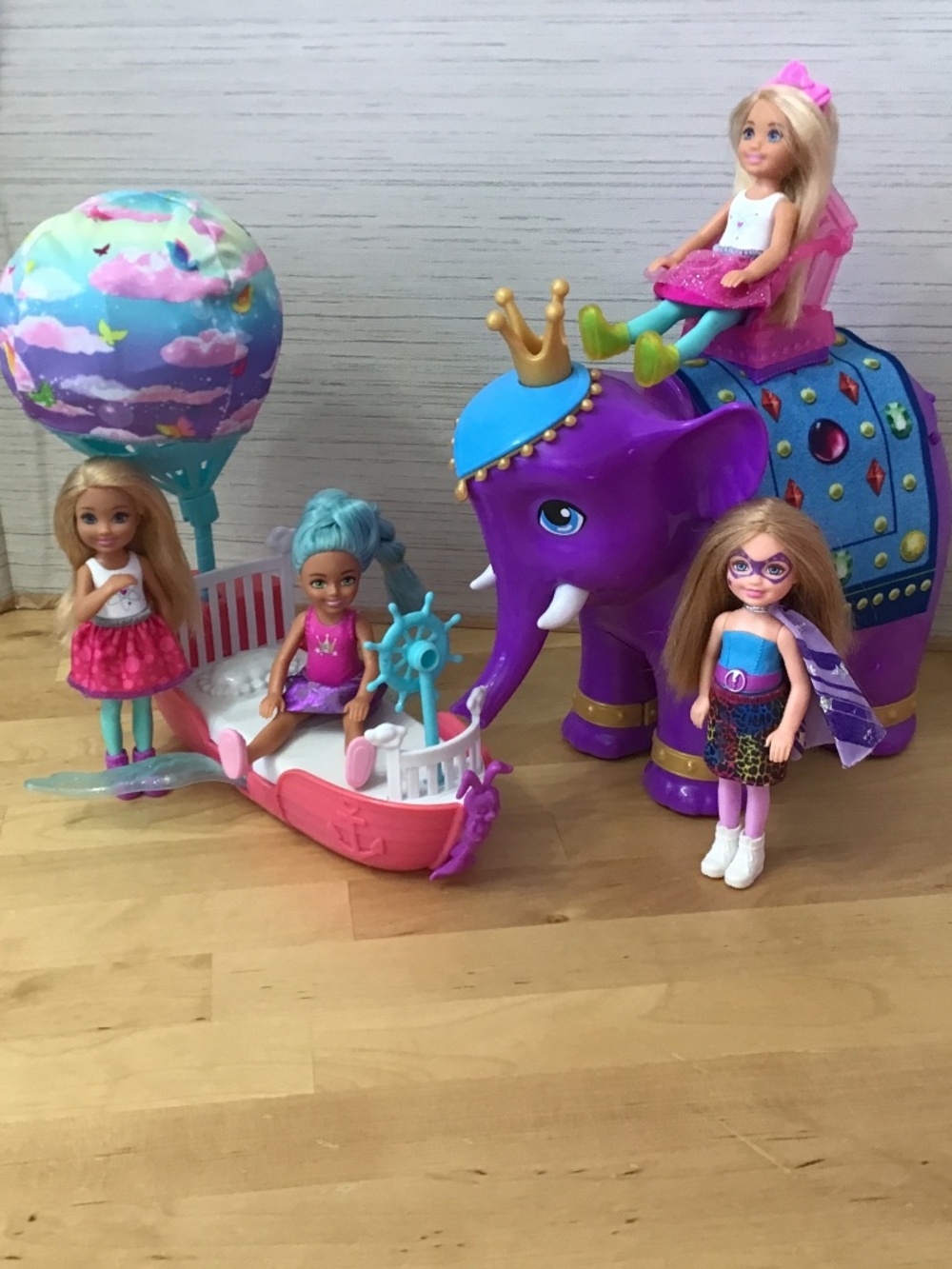 Barbie Chelsea Dolls and Dreamtopia